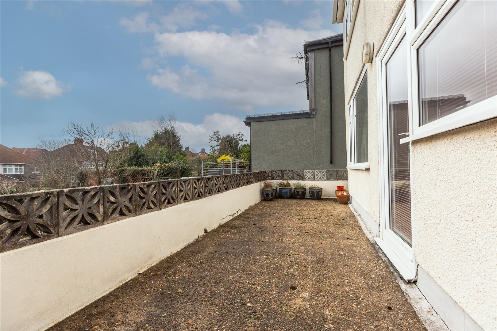 Hendrefoilan Road, Sketty, Swansea, SA2 9LT